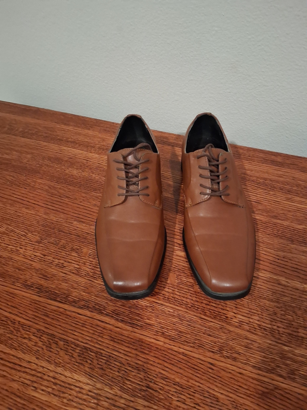 Calvin Klein Men's Tan Leather Lace-Up Oxfords